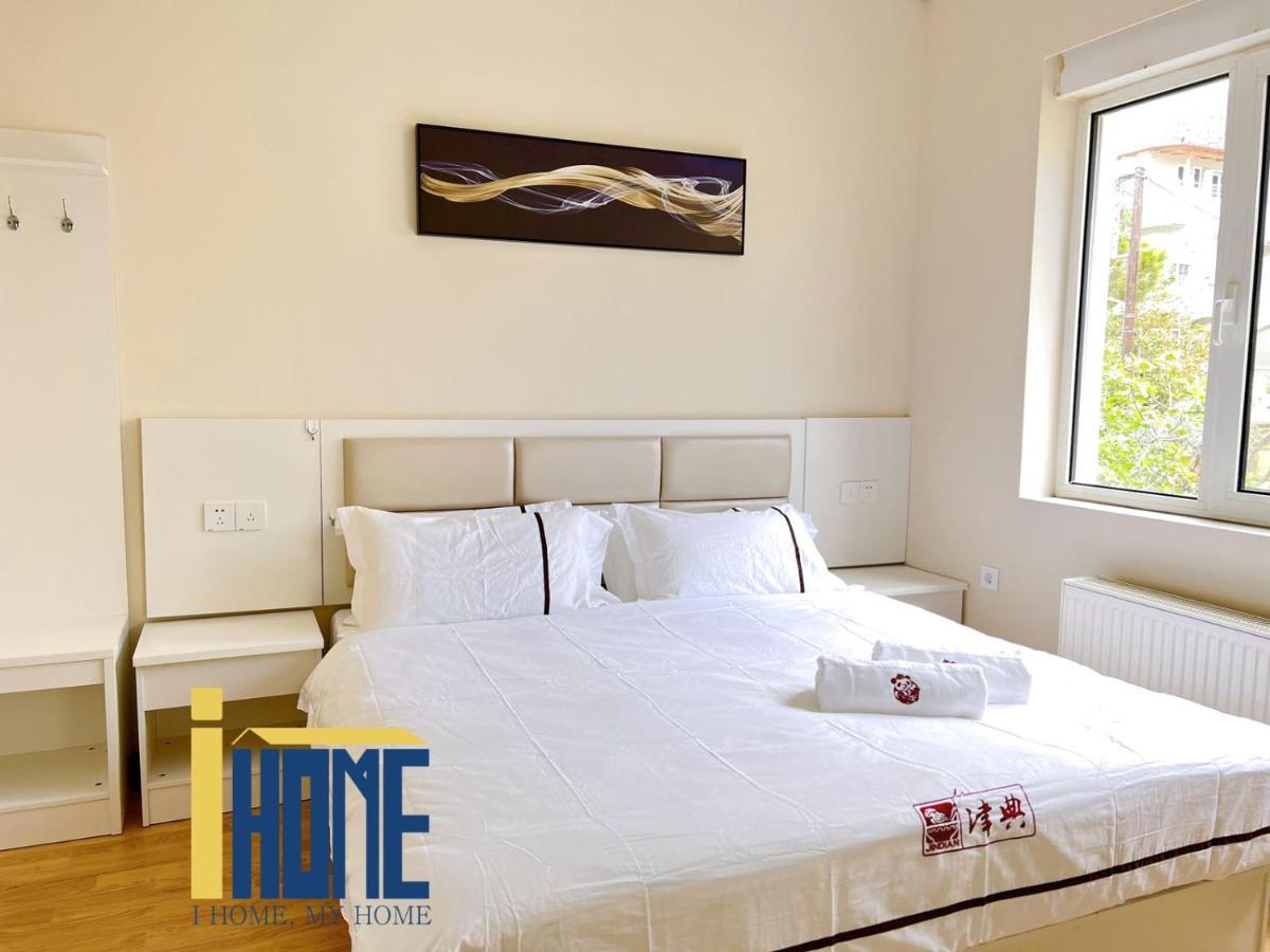 Ammo Glyfada Residences Athena Bagian luar foto